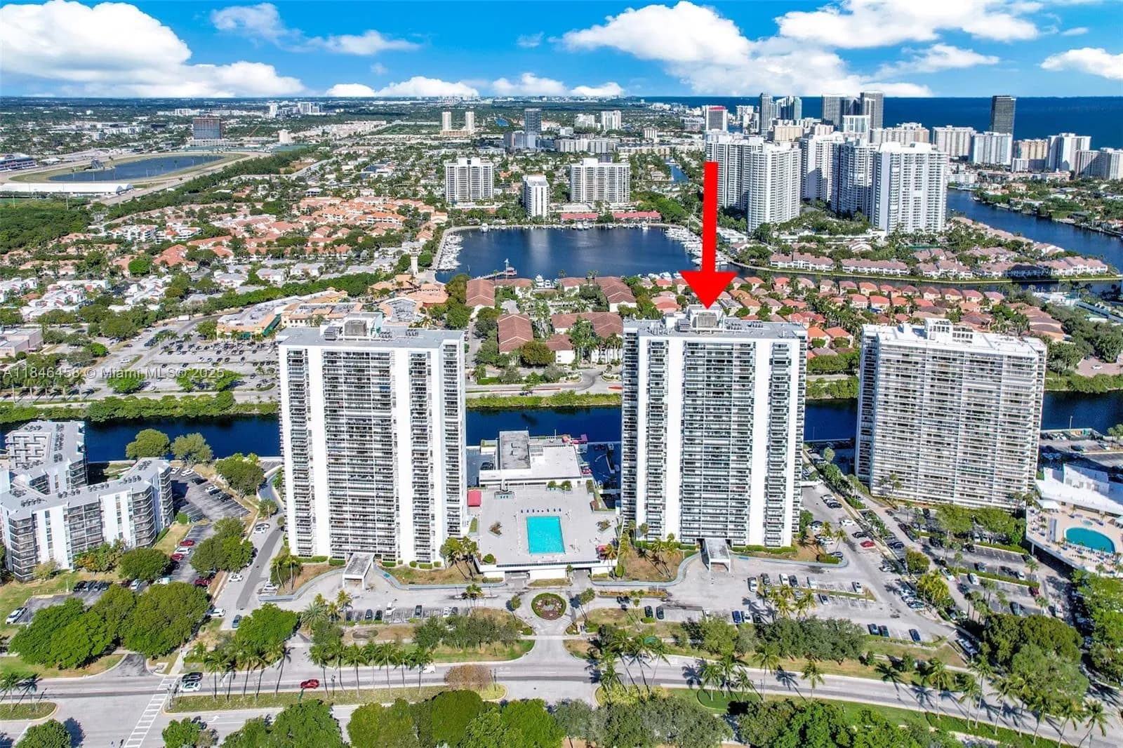 3675 N Country Club Dr # 2204, Aventura FL 33180