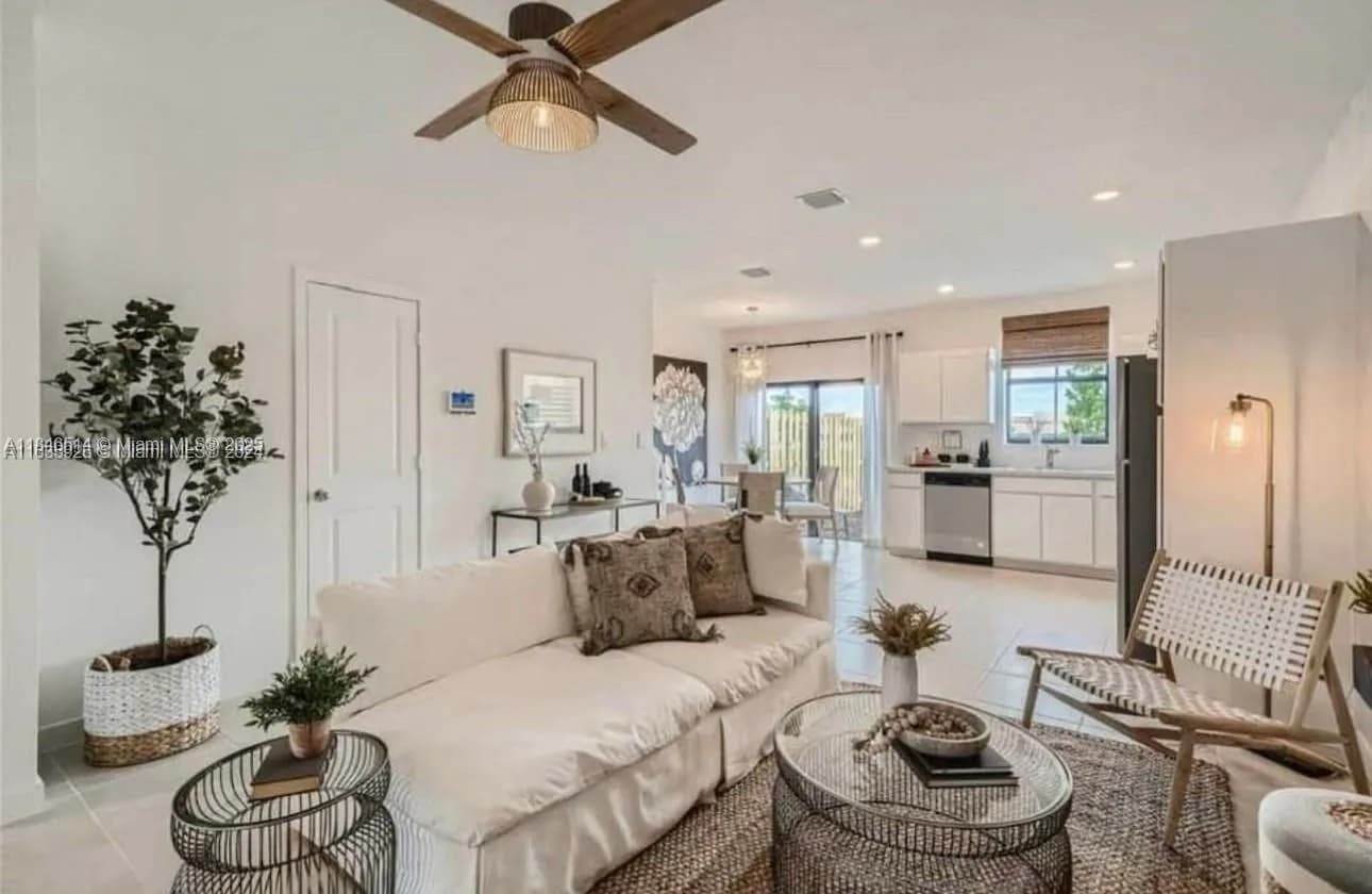 1022 SE 23rd Ave # 1022, Homestead FL 33035