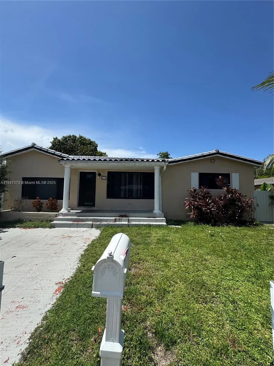 4 bedroom 3 bath for sale at 281 NE 169th St, North Miami Beach FL 33162