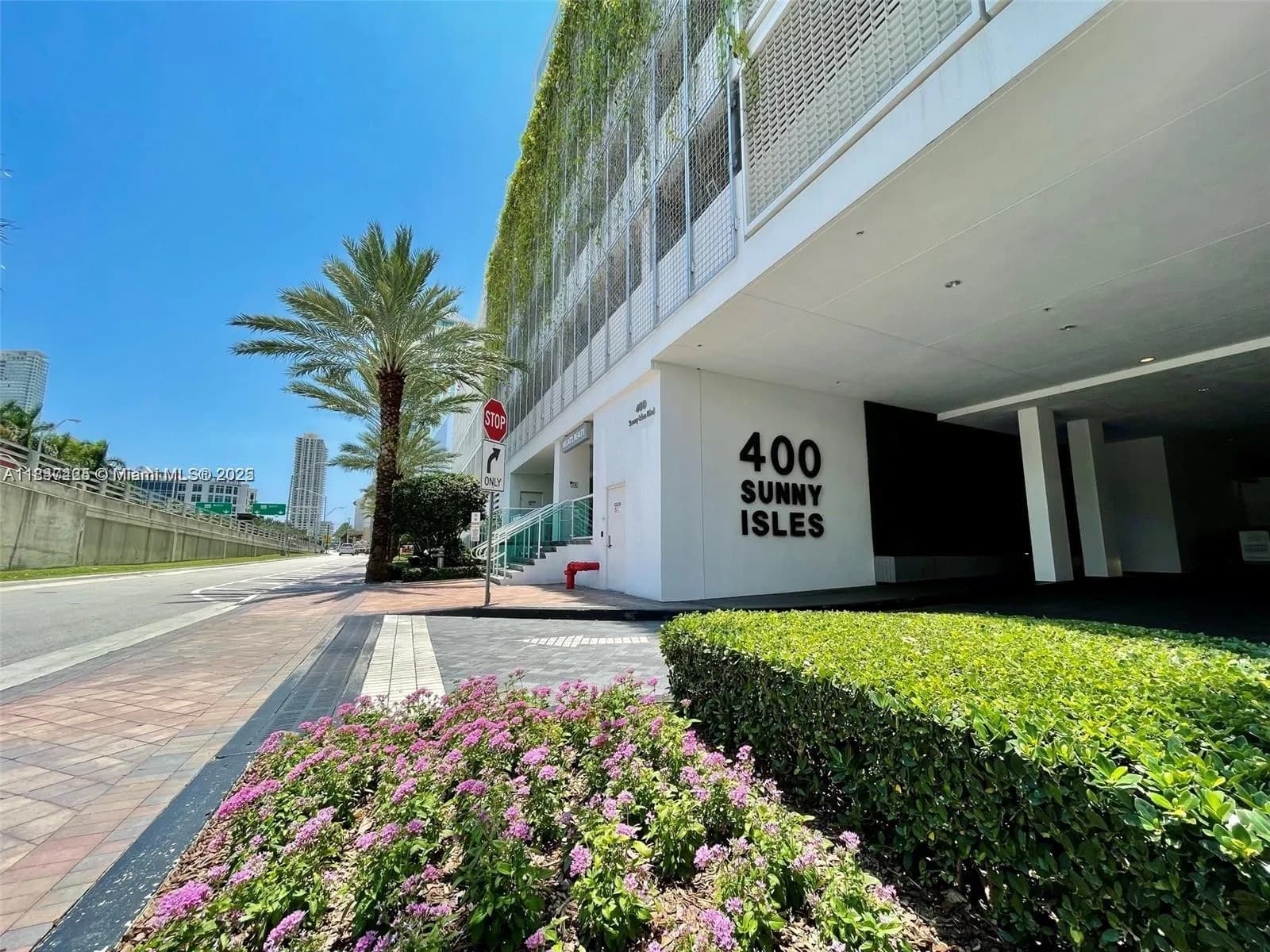400 Sunny Isles Blvd Dd 204, Sunny Isles Beach FL 33160