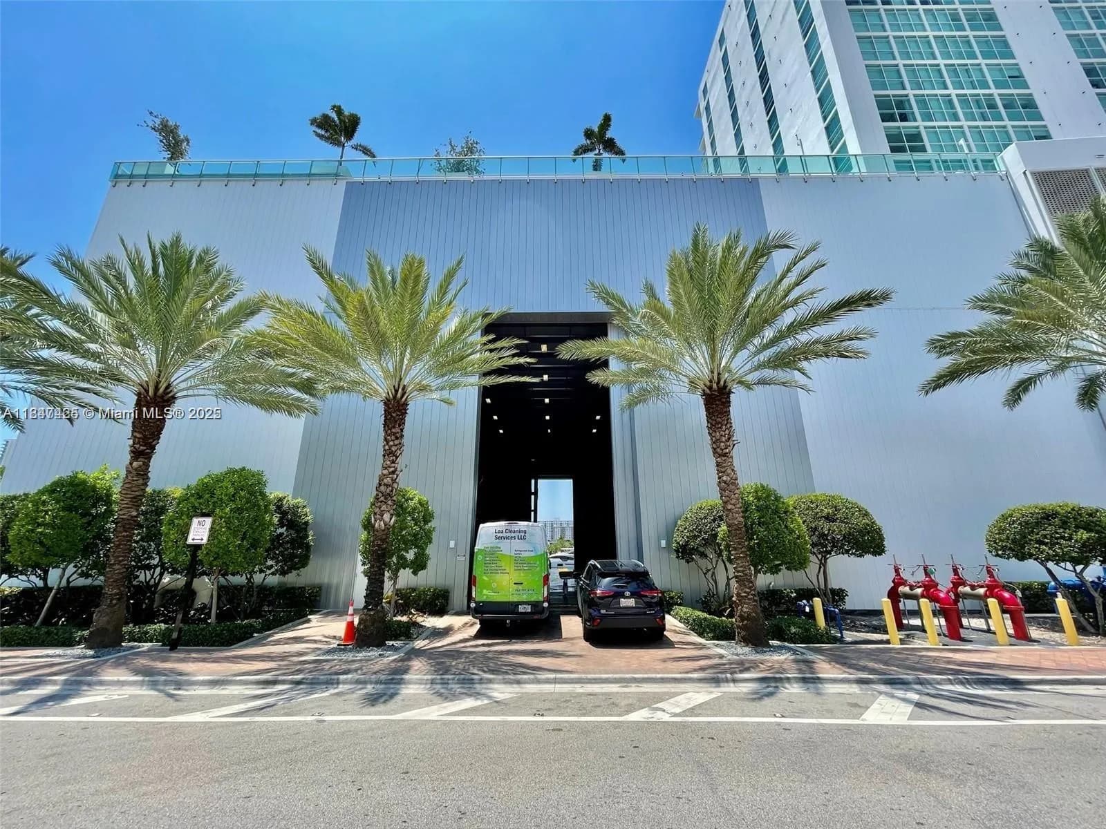 400 Sunny Isles Blvd Dd 204, Sunny Isles Beach FL 33160