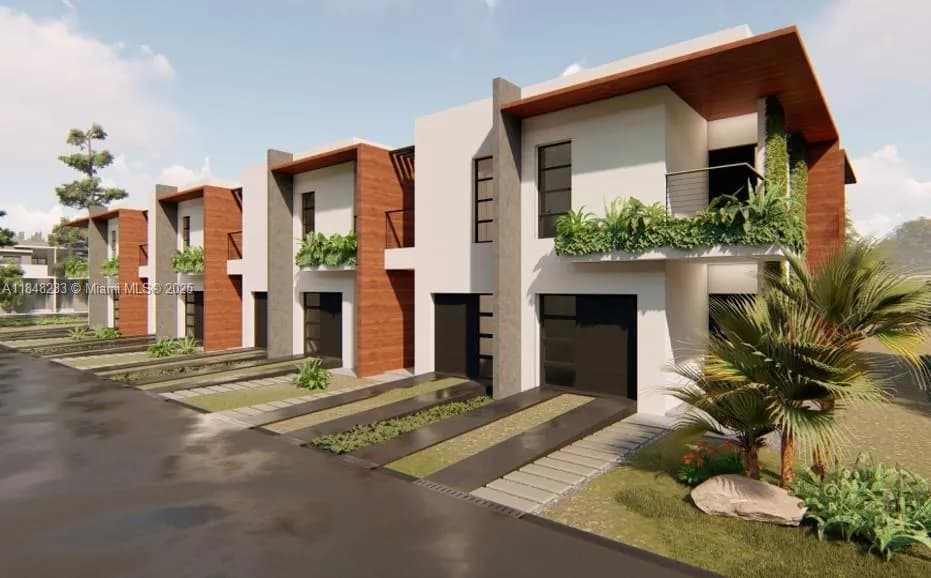 2447 Pierce St, Hollywood FL 33020