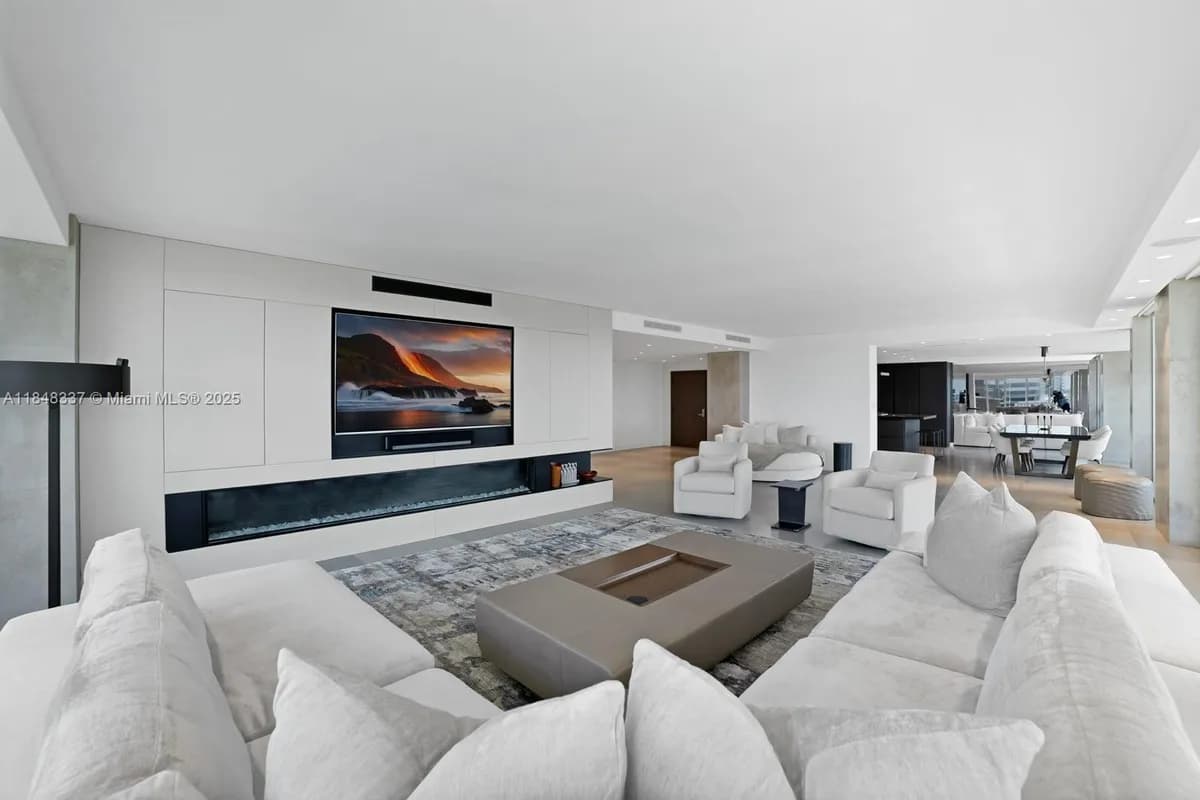 10155 Collins Ave # 1710, Bal Harbour FL 33154