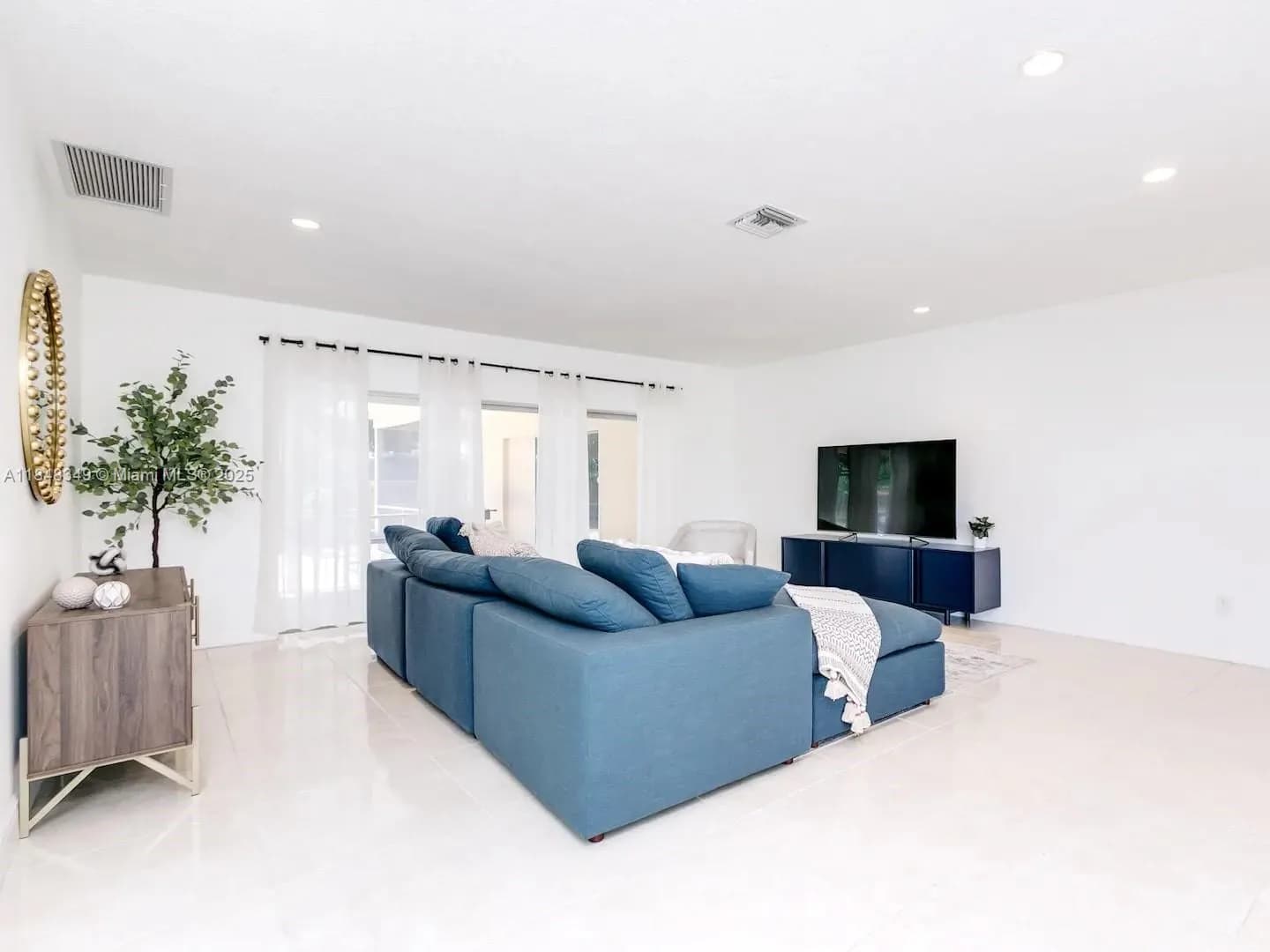 4800 Polk St, Hollywood FL 33021