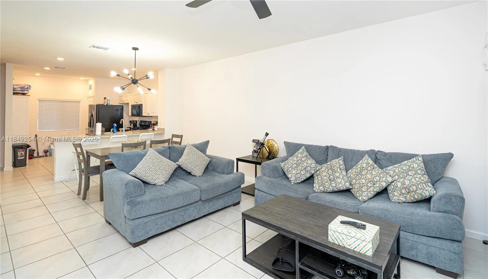 2820 NW 180th St, Miami Gardens FL 33056