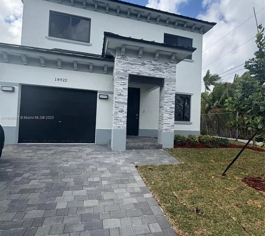 18922 SW 316th st, Homestead FL 33033