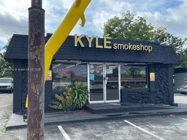 6310 Pembroke Rd, Miramar FL 33023