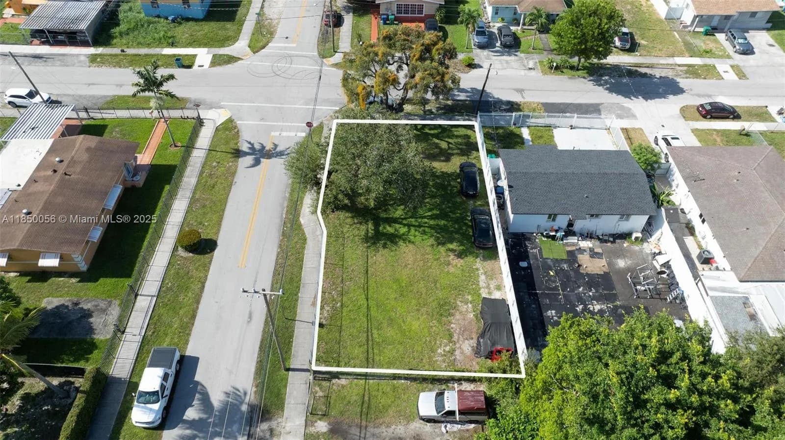 1990 NW 153rd St, Miami Gardens FL 33054