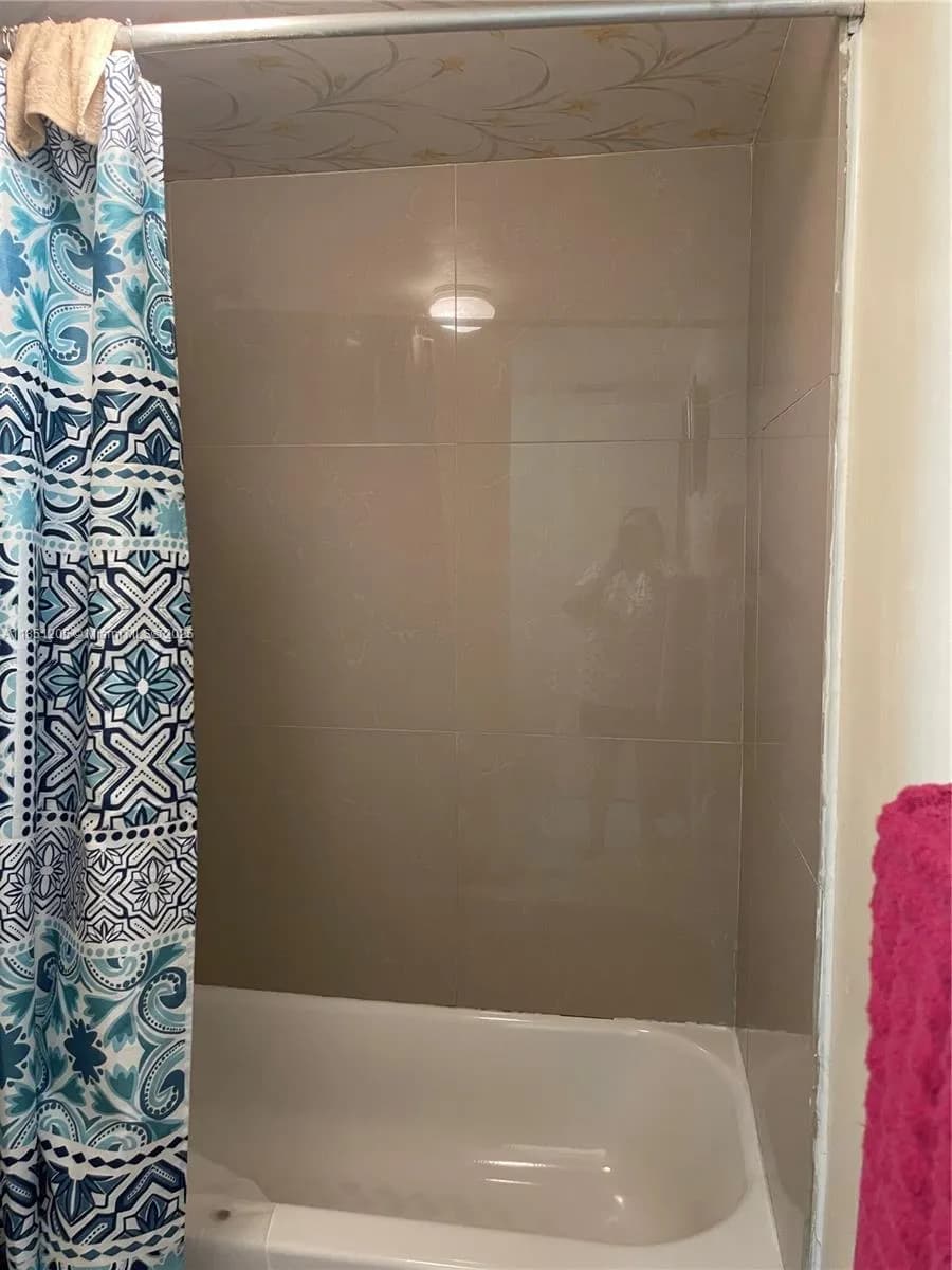 8380 Sands Point Blvd # J310, Tamarac FL 33321