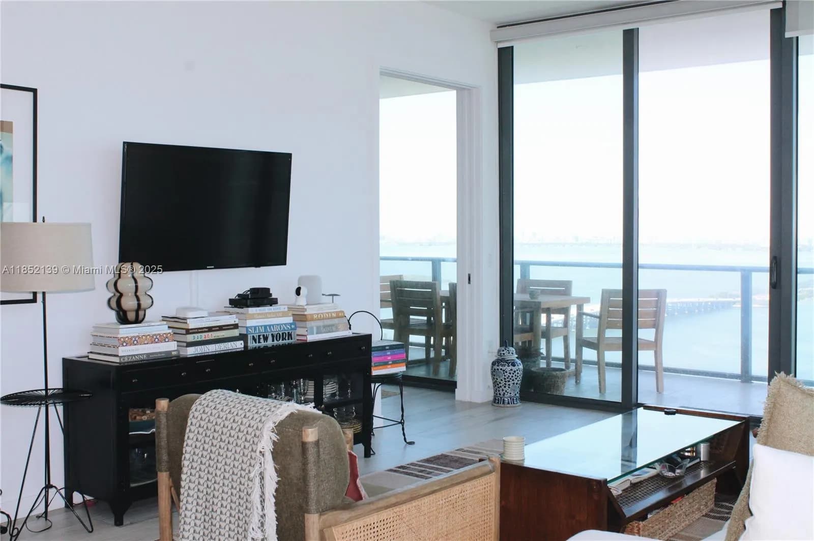 480 NE 31st St # 3301, Miami FL 33137