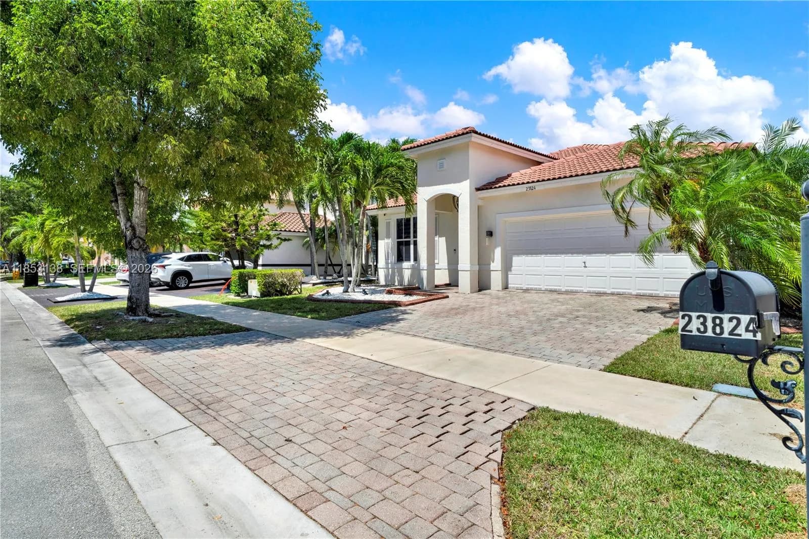 23824 SW 107th Pl, Homestead FL 33032