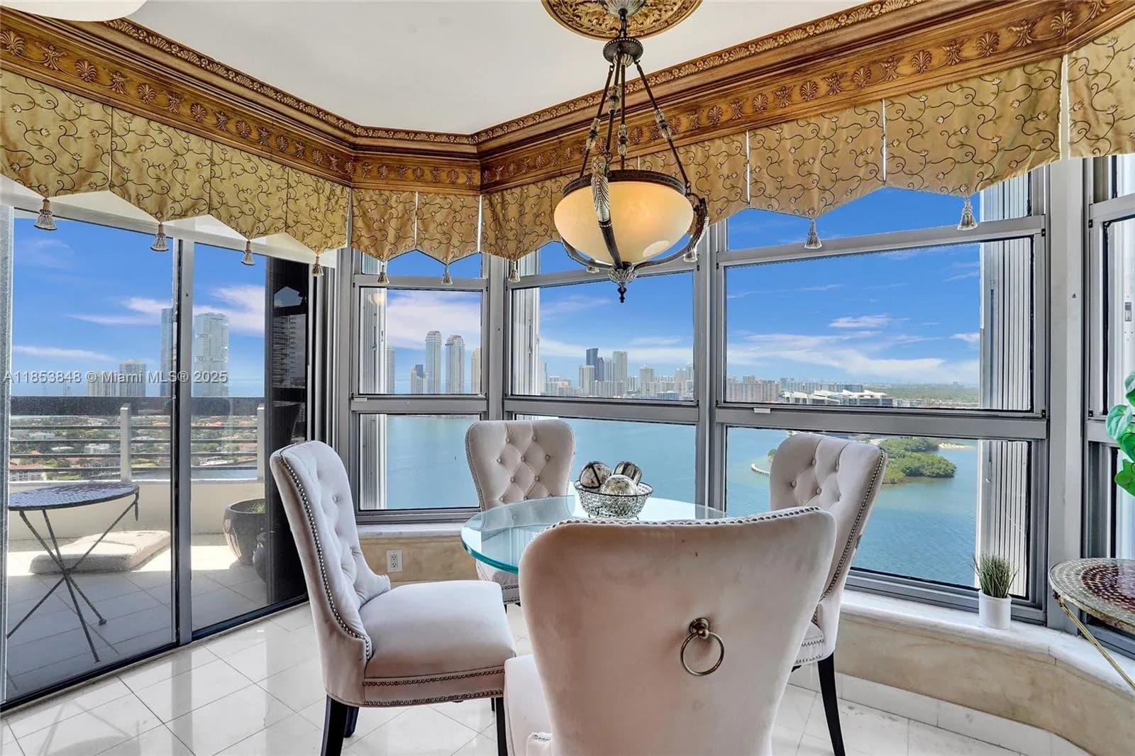 3530 Mystic Pointe Dr # 2915, Aventura FL 33180