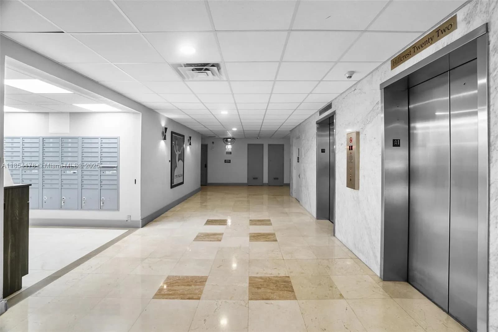 4350 Hillcrest Dr # 118, Hollywood FL 33021