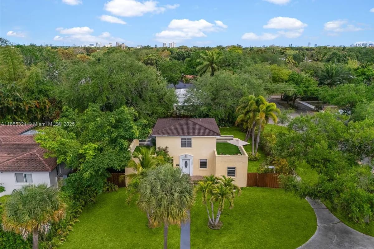 10401 NE 2nd Ave, Miami Shores FL 33138