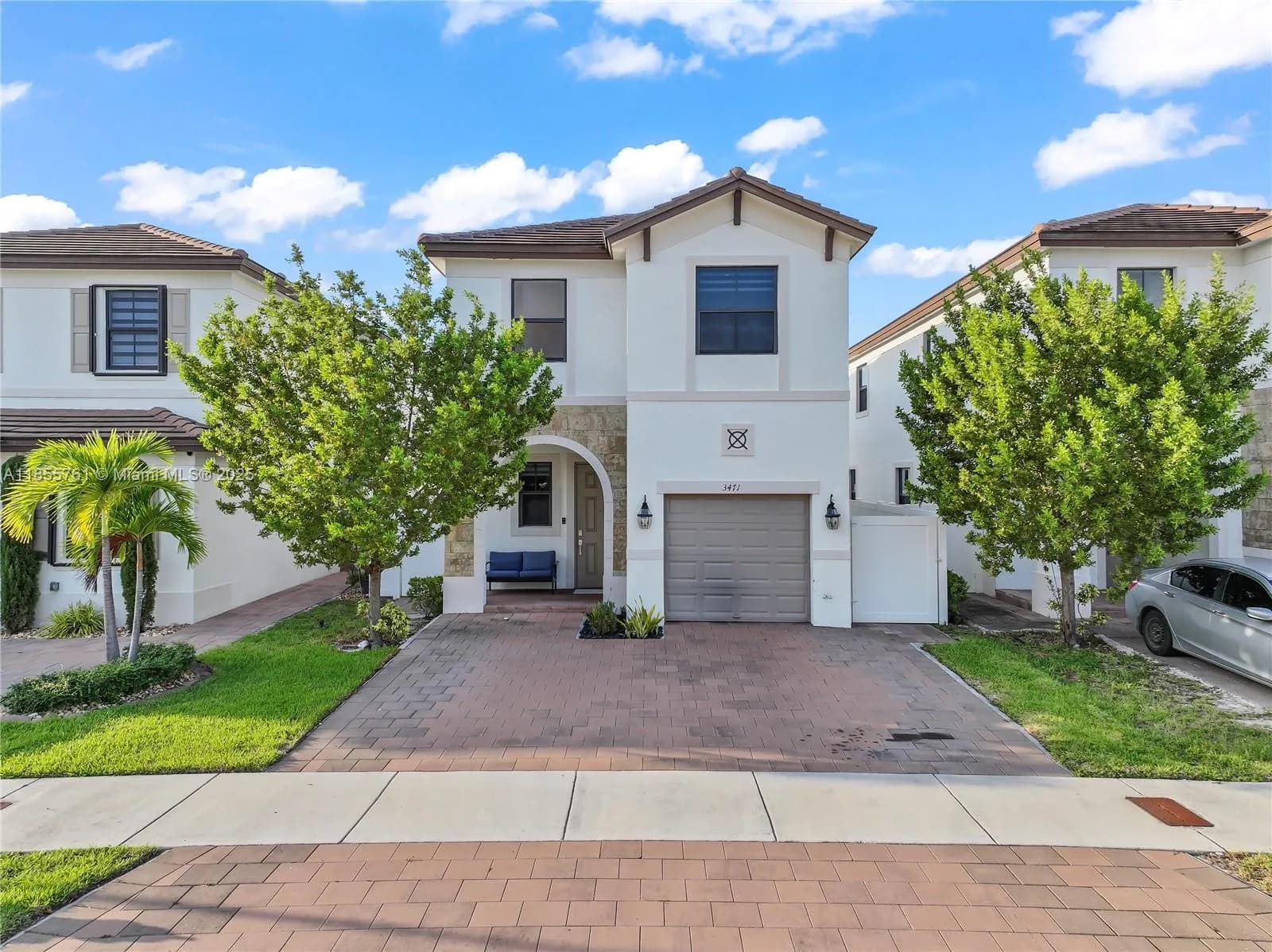 3471 W 110th St, Hialeah FL 33018