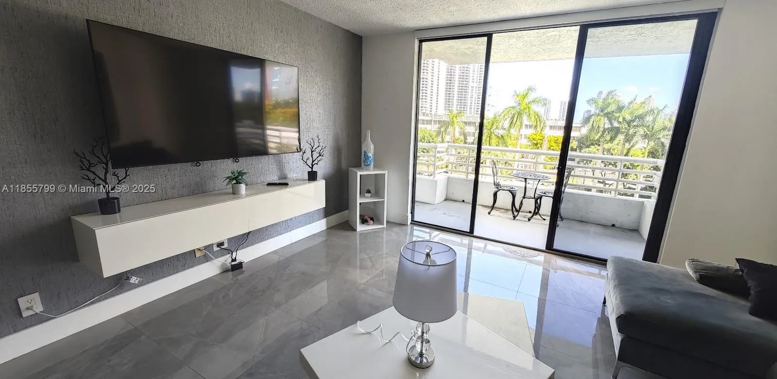 3300 NE 192nd St # 517, Aventura FL 33180