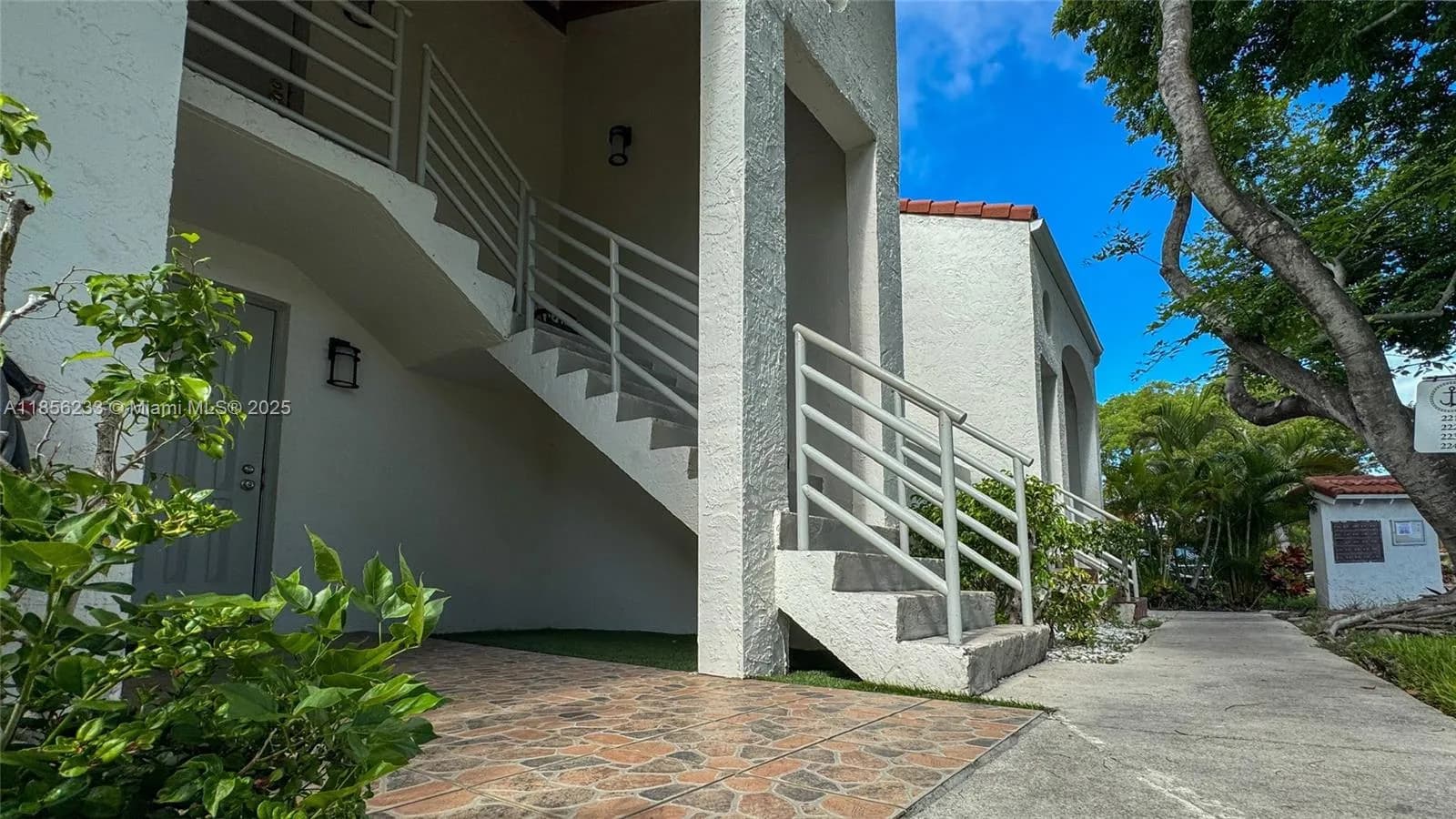 3570 Magellan Cir # 2, Aventura FL 33180