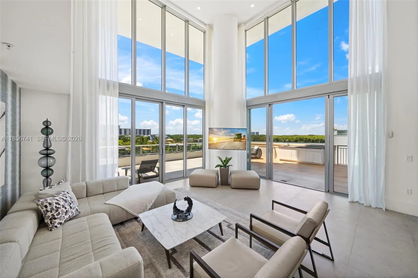 330 Sunny Isles Blvd # 502, Sunny Isles Beach FL 33160