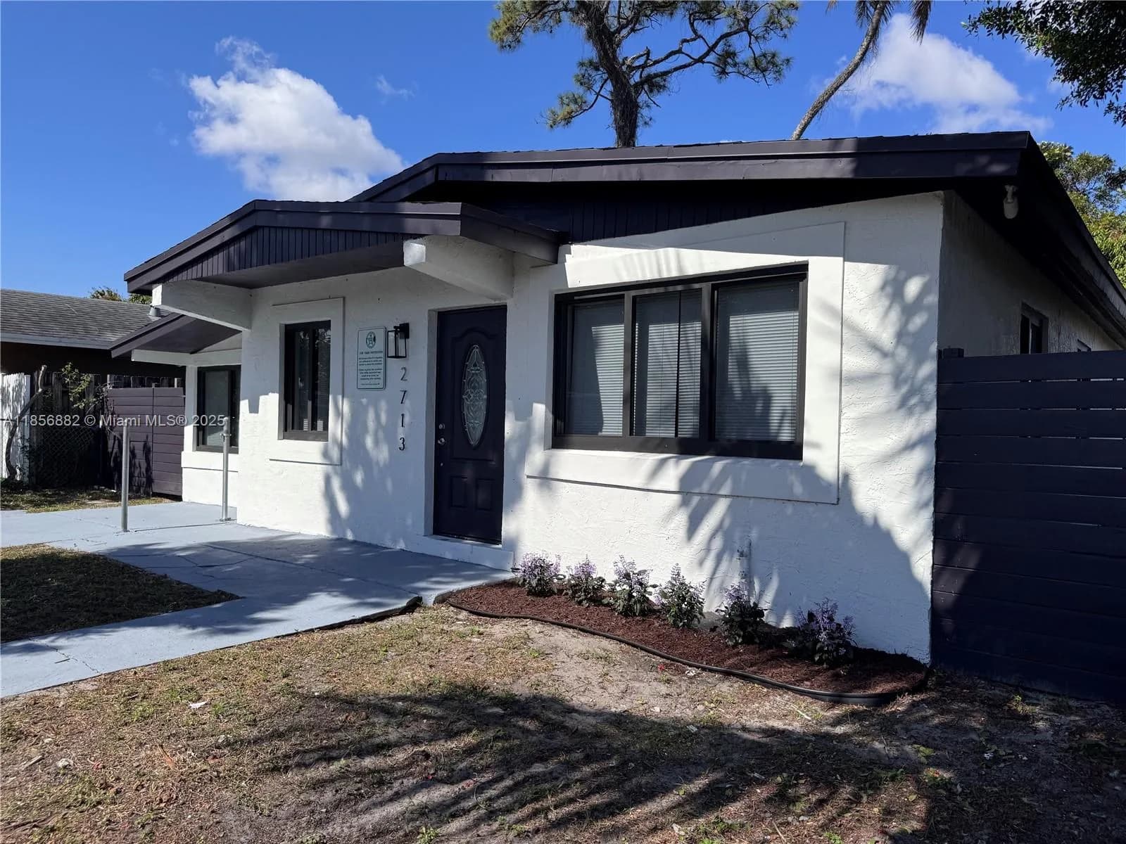 2713 NW 6th Ct, Fort Lauderdale FL 33311