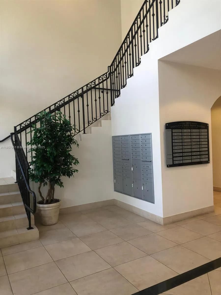 2893 Executive Park Dr # 302, Weston FL 33331