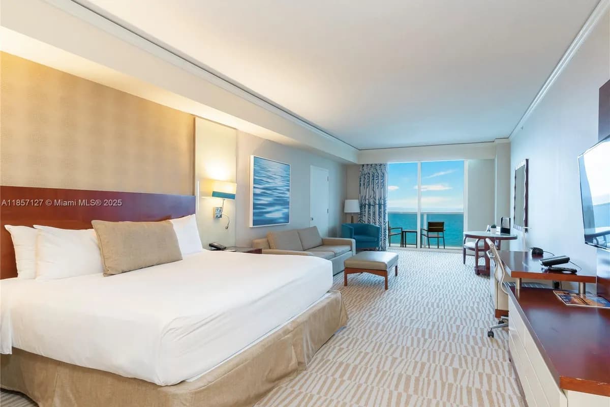 18001 Collins Ave # 811, Sunny Isles Beach FL 33160