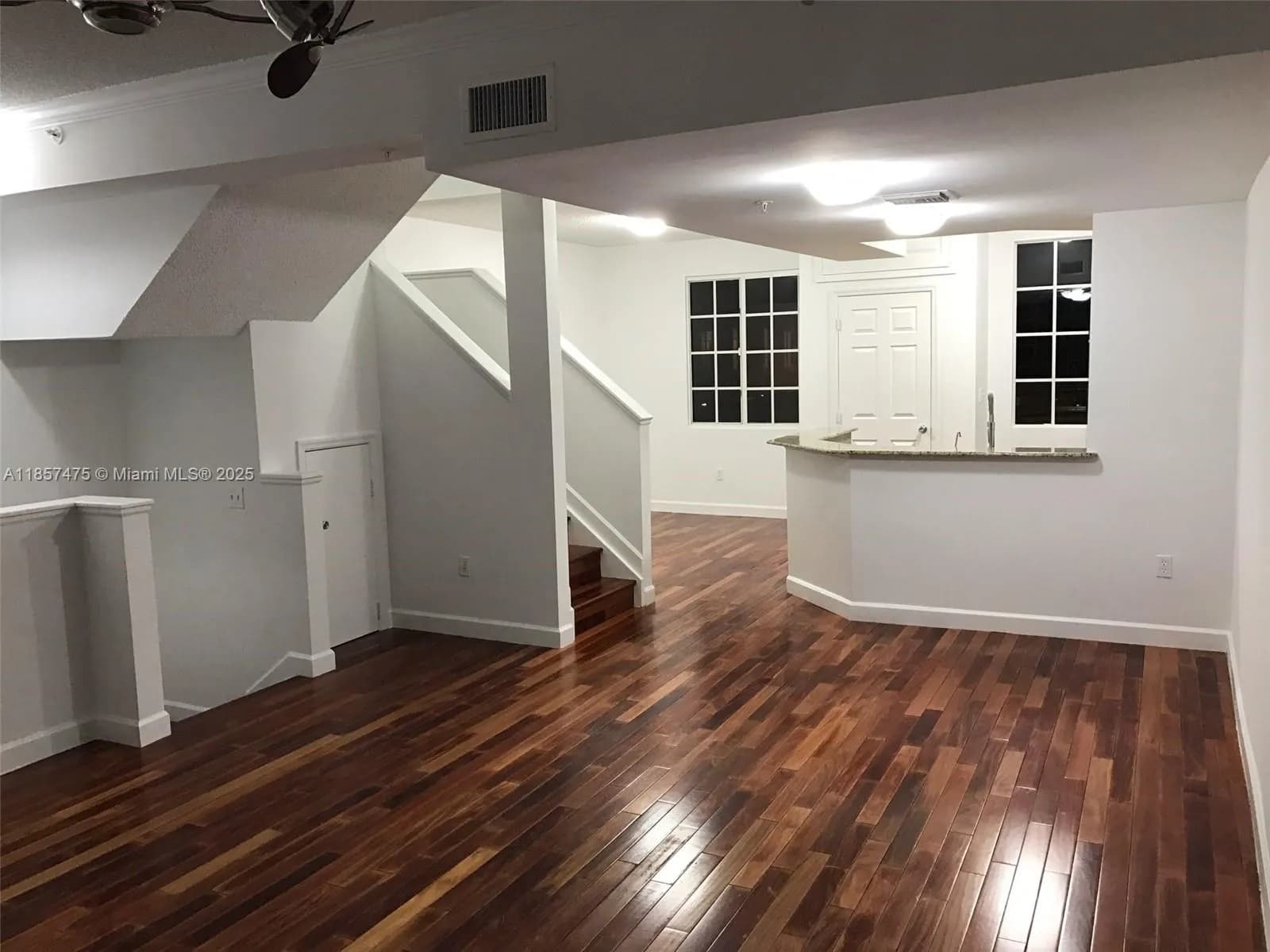 2821 NE 185th St # 408, Aventura FL 33180