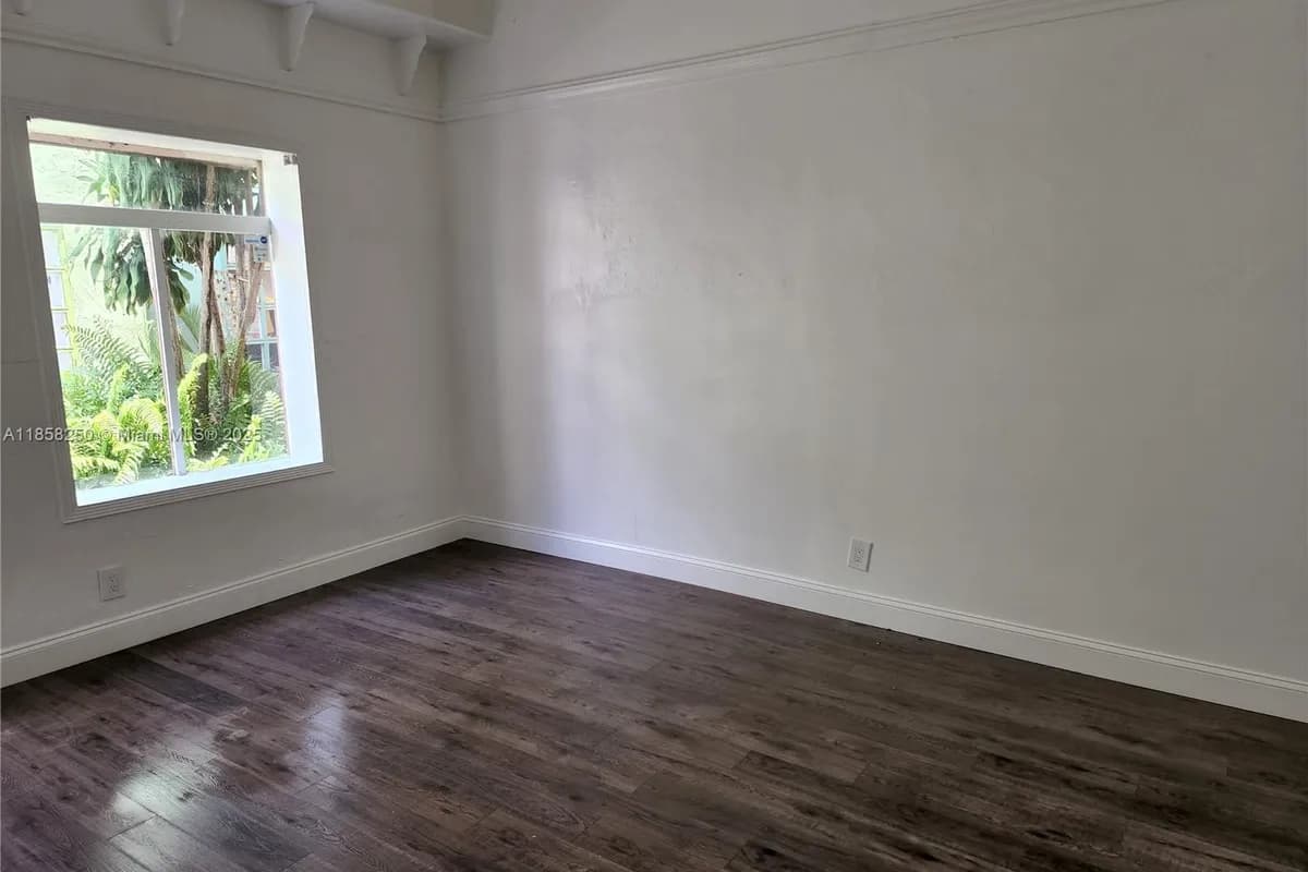 38 S Federal Hwy # 7, Dania Beach FL 33004