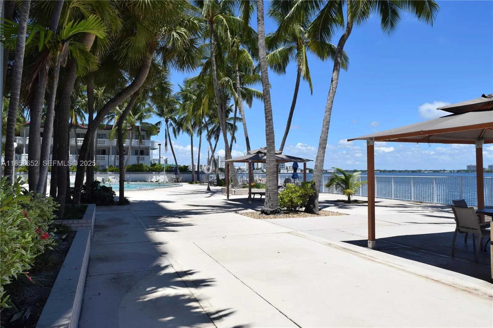 1865 79th St Cswy # 4C, North Bay Village FL 33141