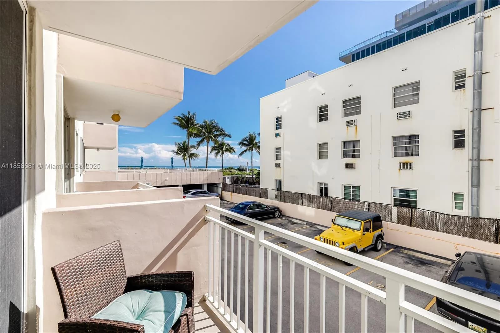 345 Ocean Dr # 211, Miami Beach FL 33139