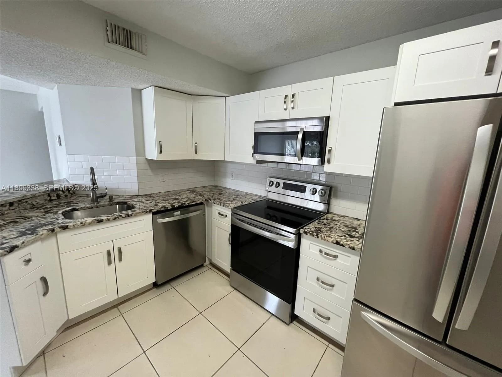 8821 Wiles Rd # 203, Coral Springs FL 33067