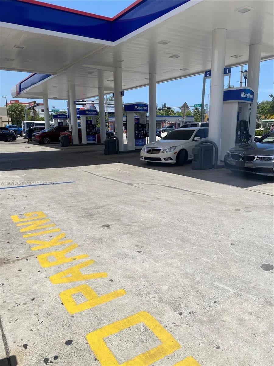 5390 NE 2nd Ave, Miami FL 33137