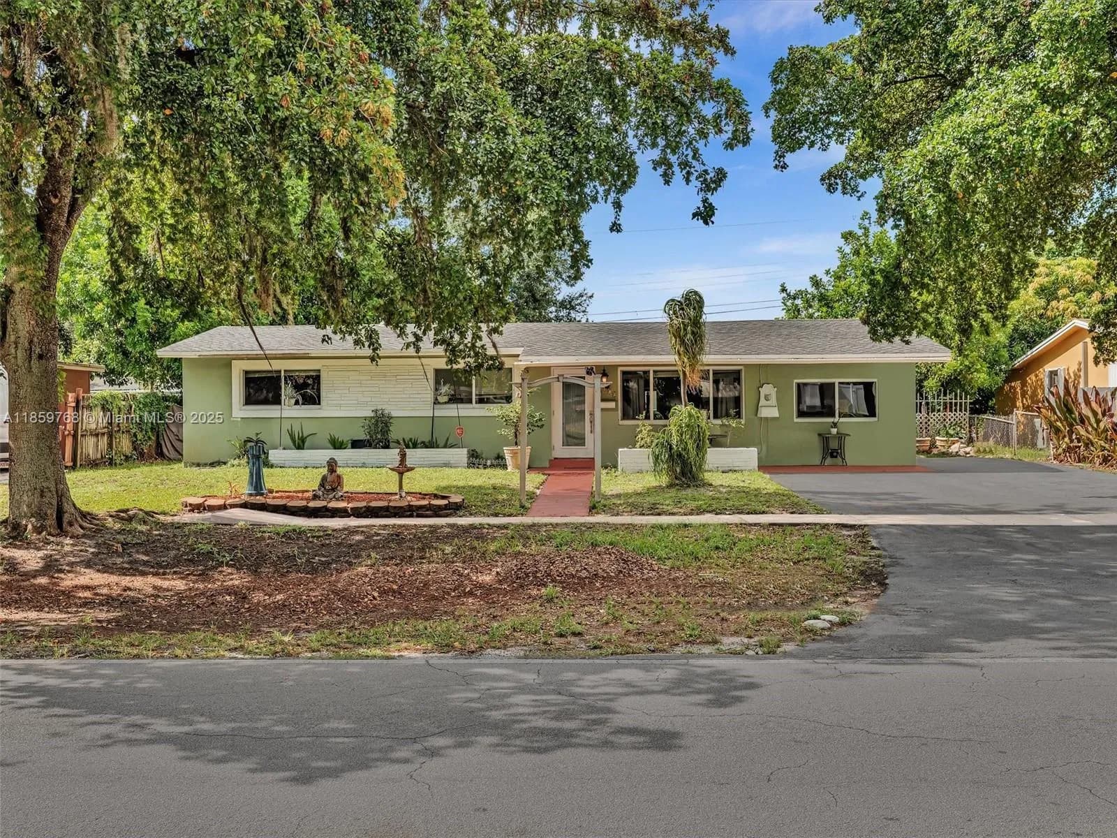 5 bedroom 3 bath for sale at 6472 Johnson St, Hollywood FL 33024