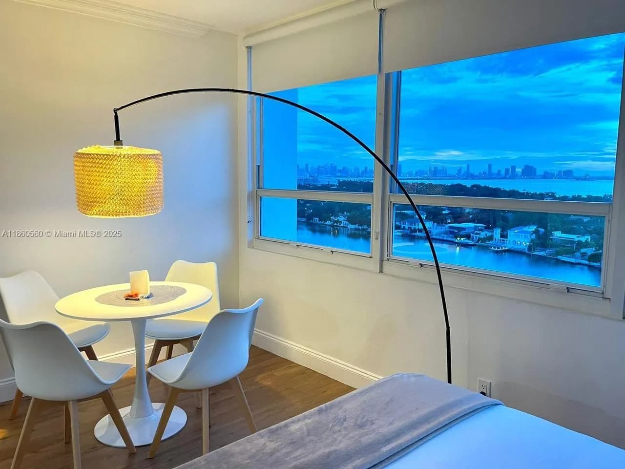 5445 Collins Ave, Miami Beach FL 33140