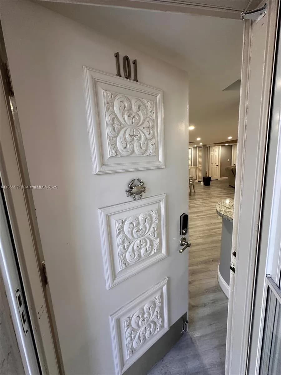 3930 Inverrary Blvd # 101D, Lauderhill FL 33319