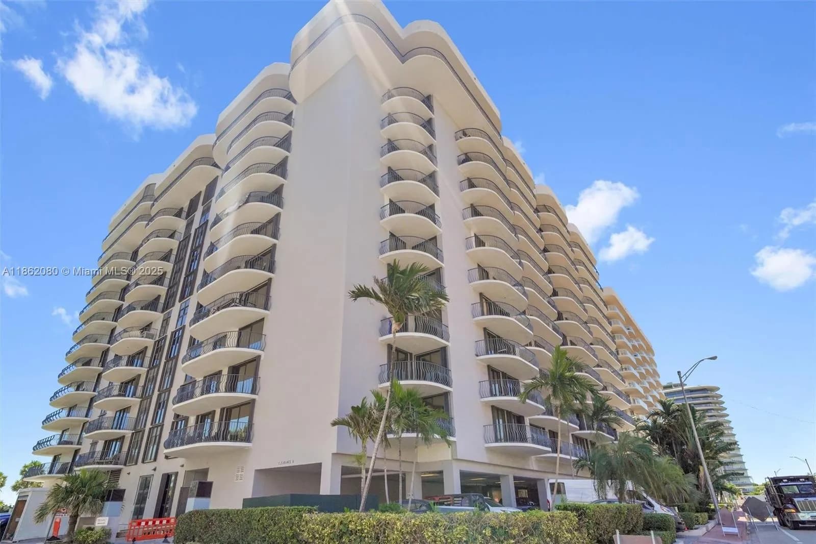 8877 Collins Ave # 405, Surfside FL 33154