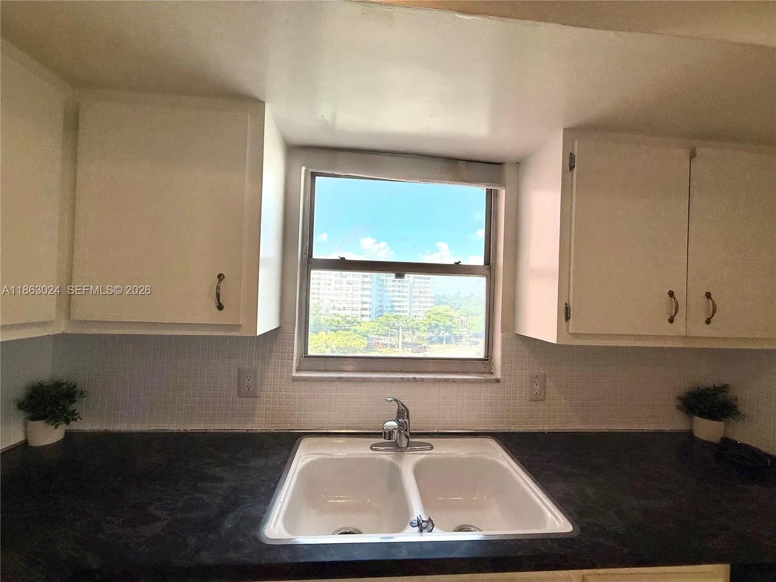 1351 NE Miami Gardens Dr # 626E, Miami FL 33179