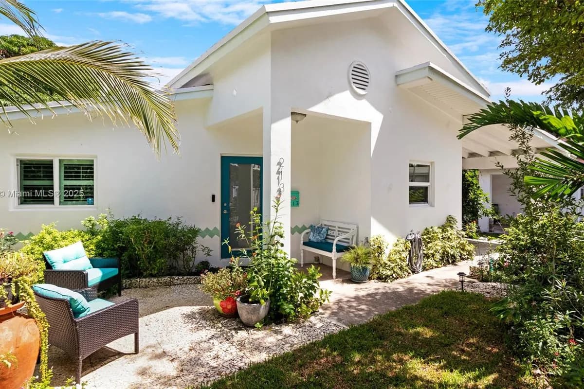 213 Florida Ave, Coral Gables FL 33133