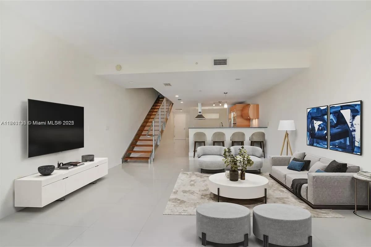 2950 NE 188th St # 142, Aventura FL 33180