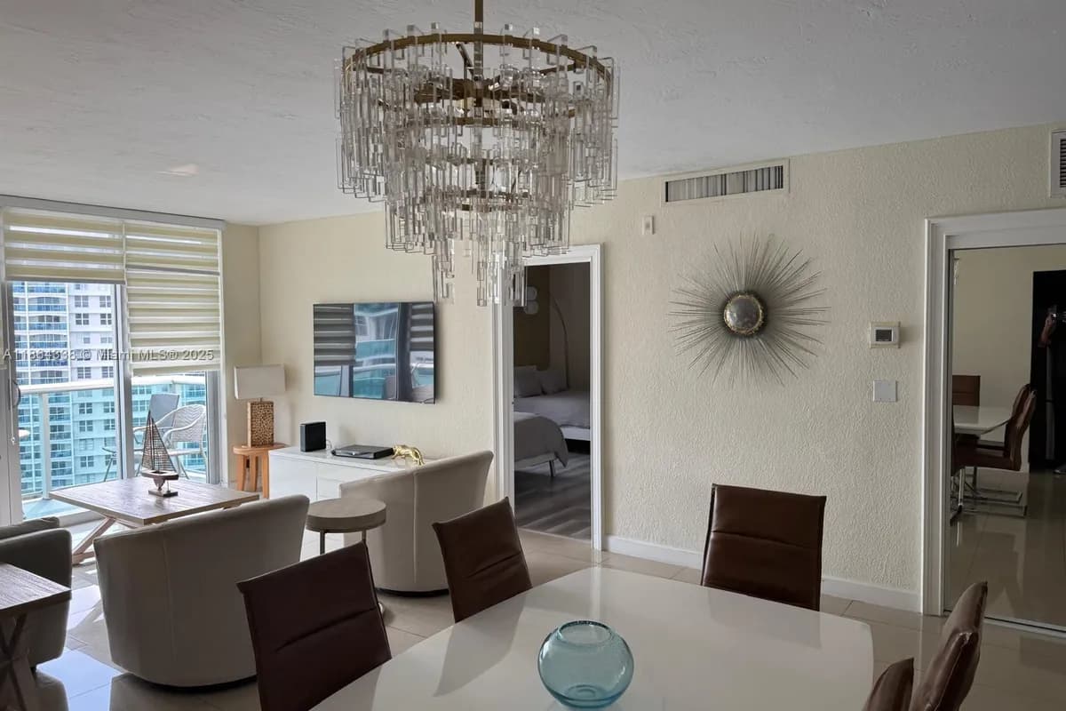 3801 S Ocean Dr # 14V, Hollywood FL 33019