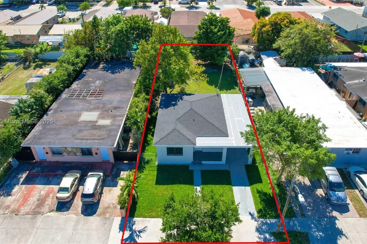 50 E 13th St, Hialeah FL 33010