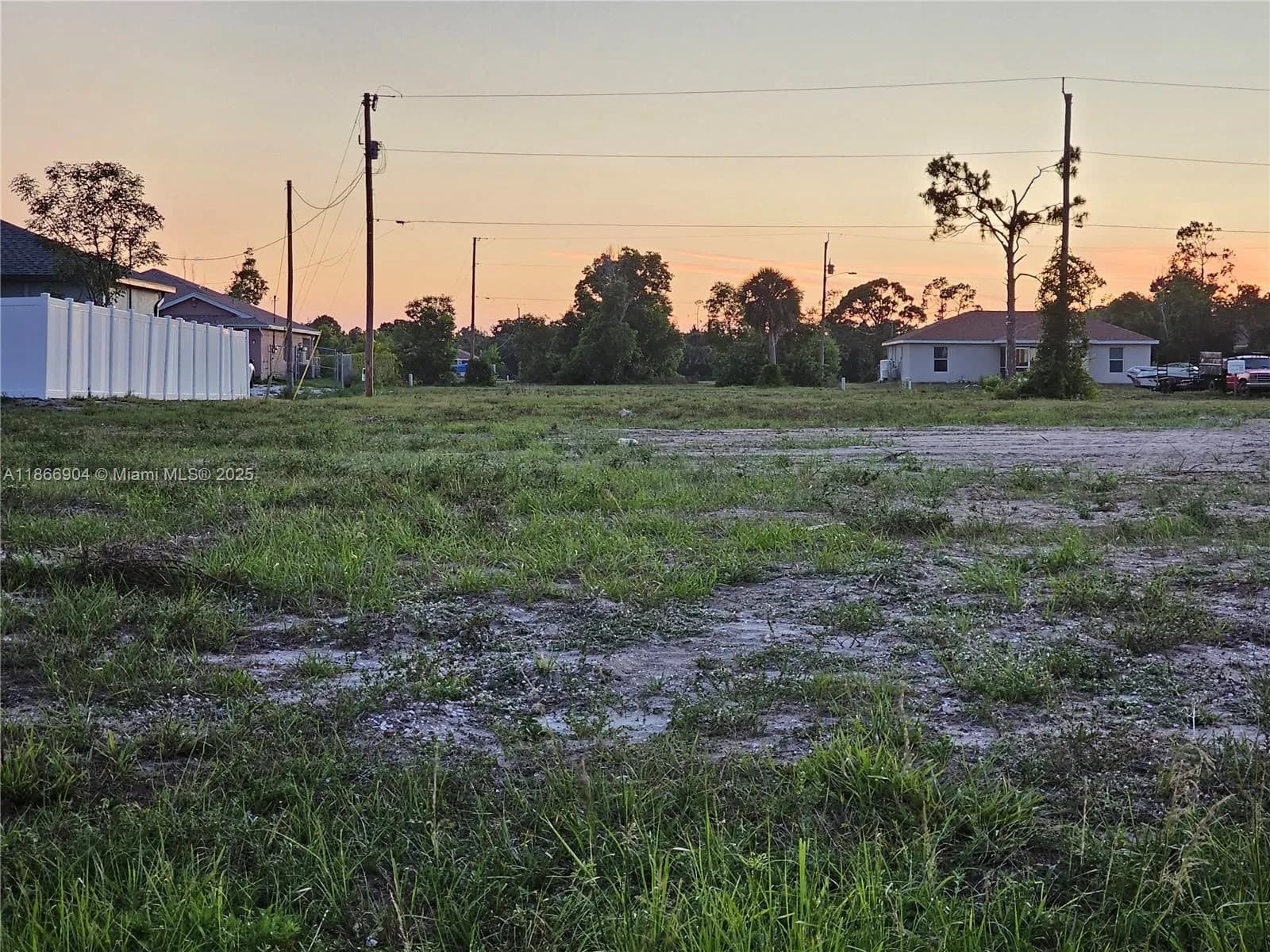 4138 NW 38th Place, Cape Coral FL 33993