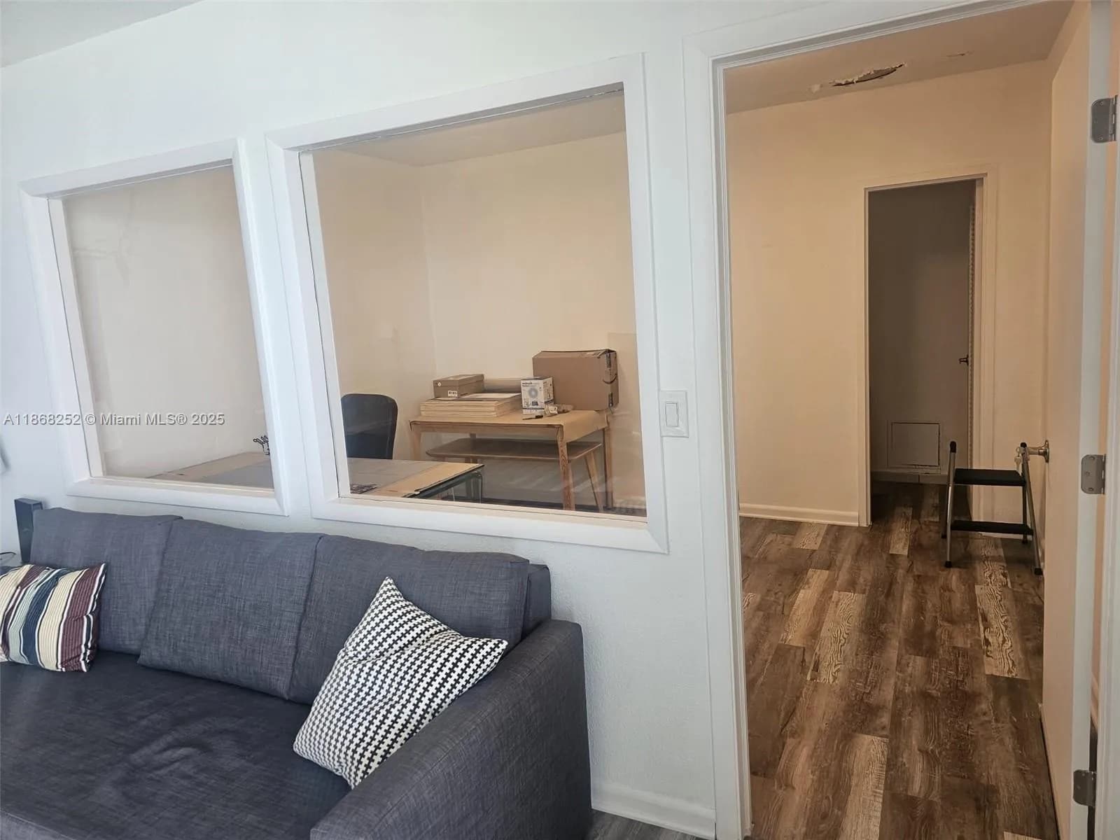 5825 Collins Ave # J, Miami Beach FL 33140