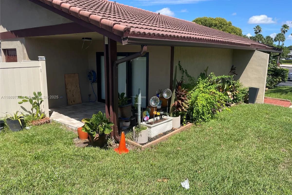 5002 Sheridan St # 1, Hollywood FL 33021