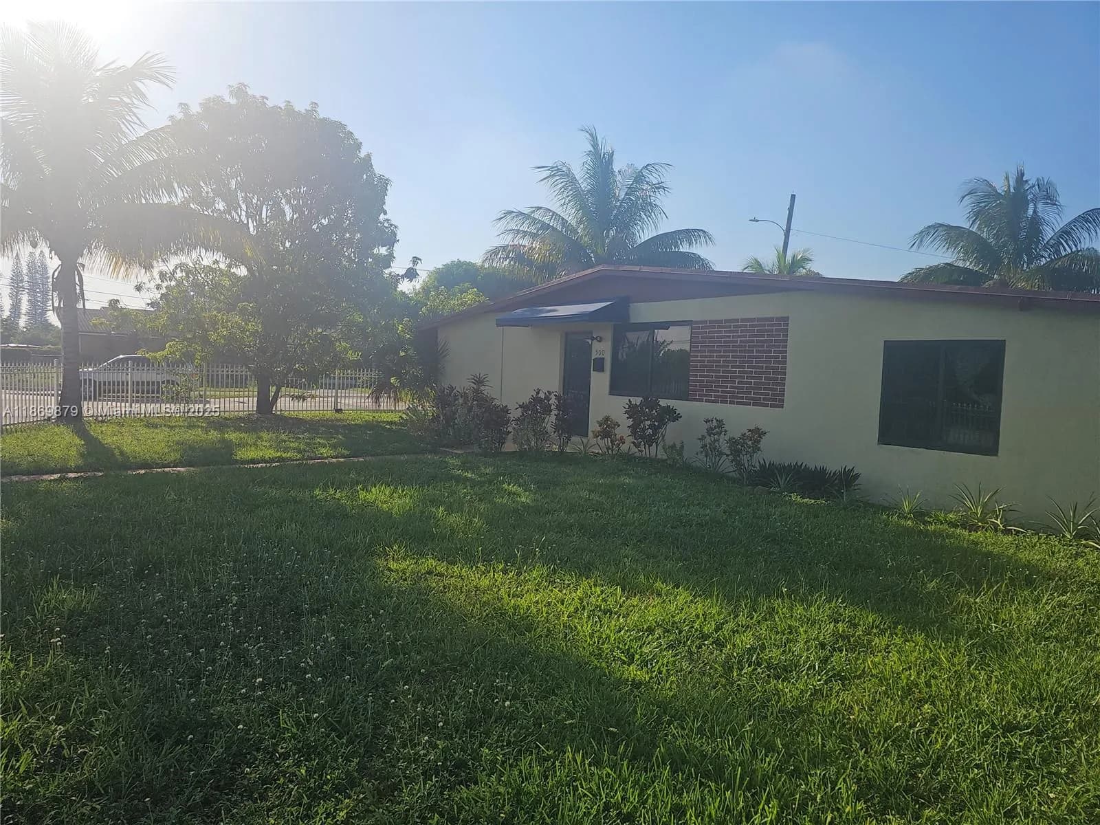 500 NW 199th St, Miami Gardens FL 33169