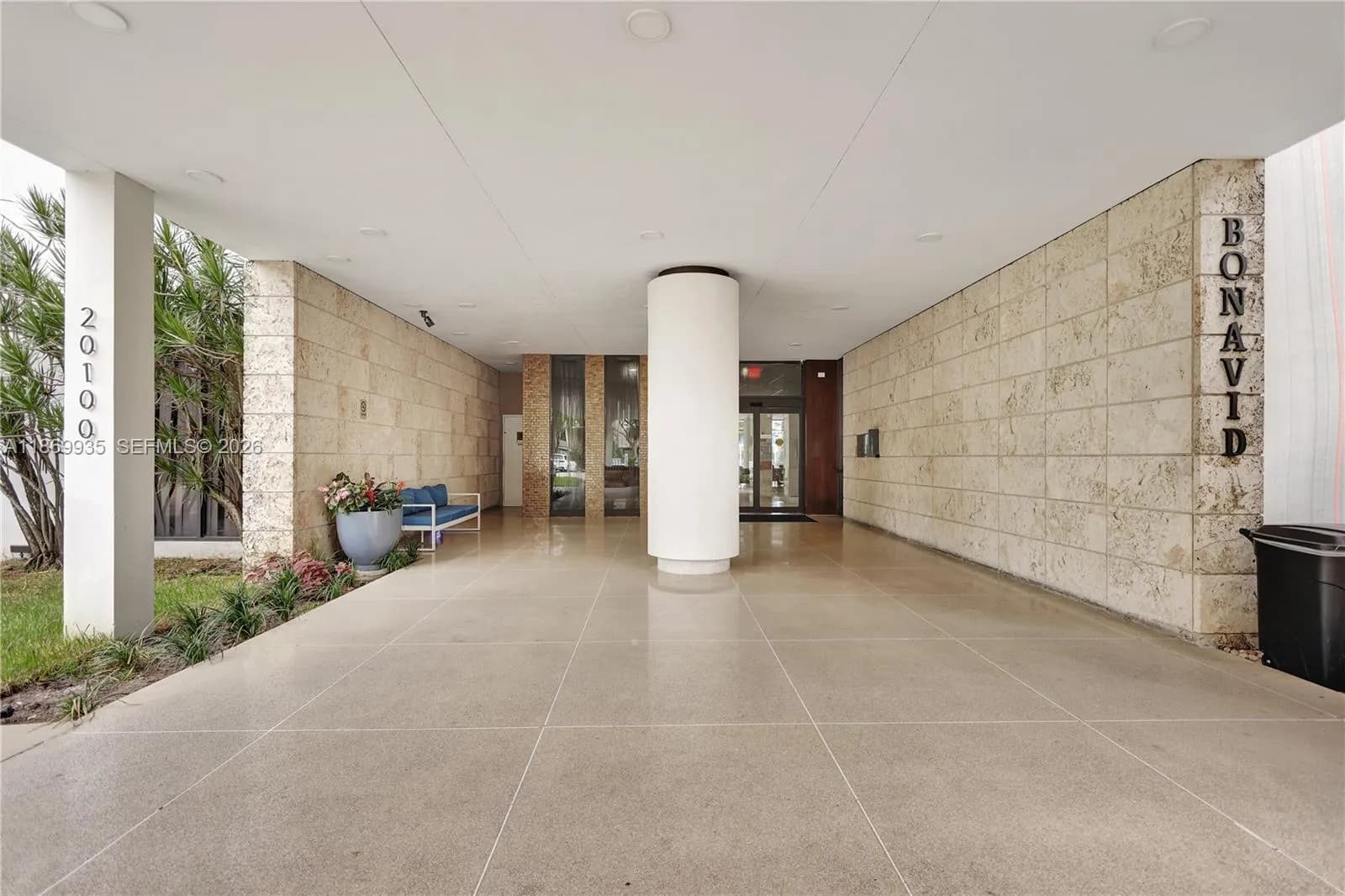 20100 W Country Club Dr # 403, Aventura FL 33180