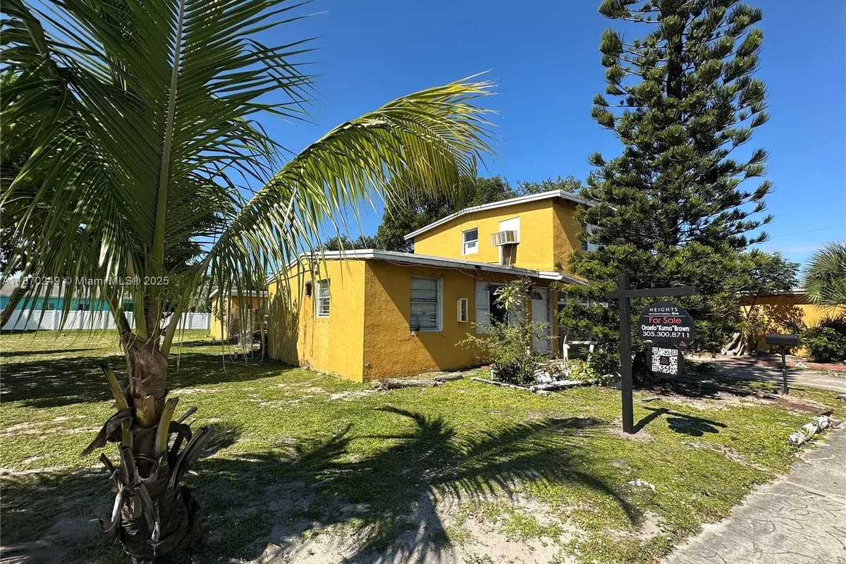 733 NW 27th Ave, Fort Lauderdale FL 33311