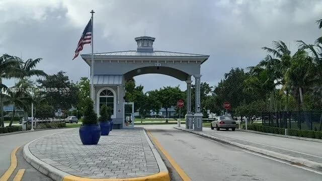 1087 Harwood F # 1087, Deerfield Beach FL 33442