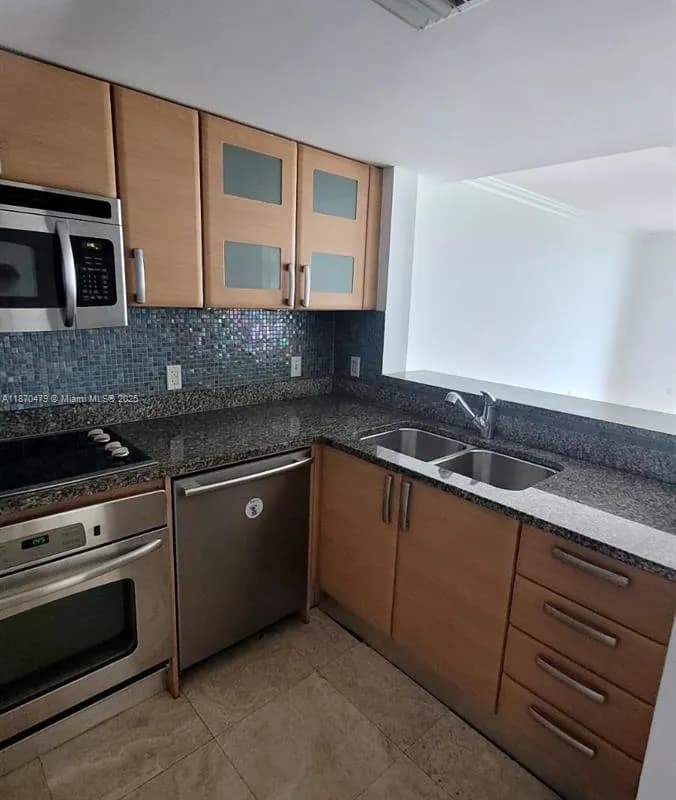 2101 Brickell Ave # 1109, Miami FL 33129