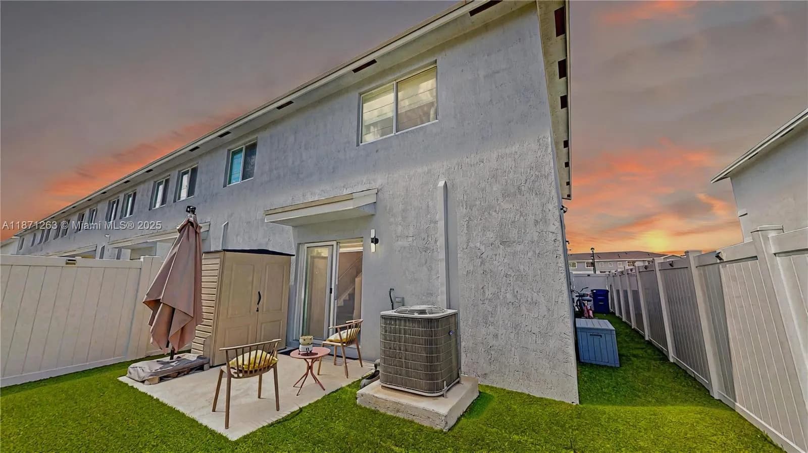 1061 NW 4th Ter, Florida City FL 33034