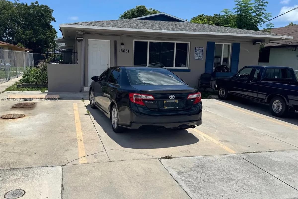 16031 NE 19th Pl, North Miami Beach FL 33162